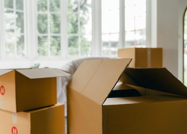 pexels-ketut-subiyanto-4246091